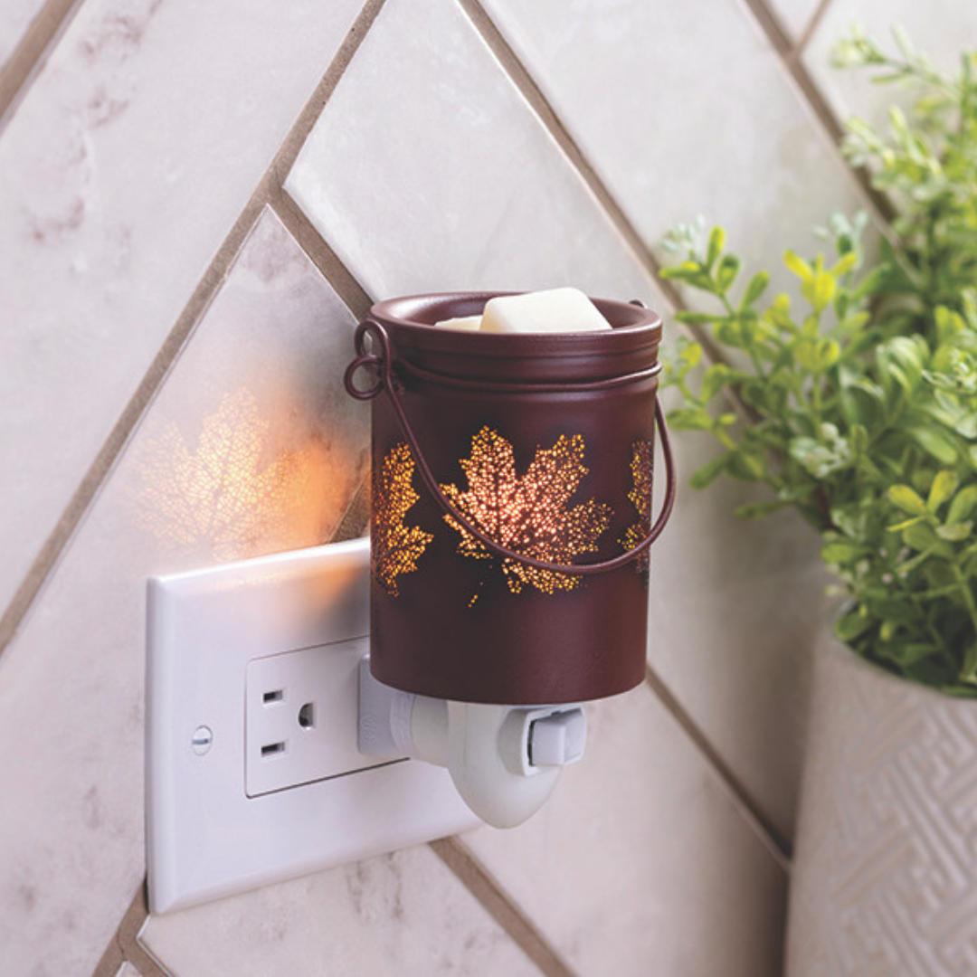 Fall Leaves Outlet Wax Warmer (Pre-Order)
