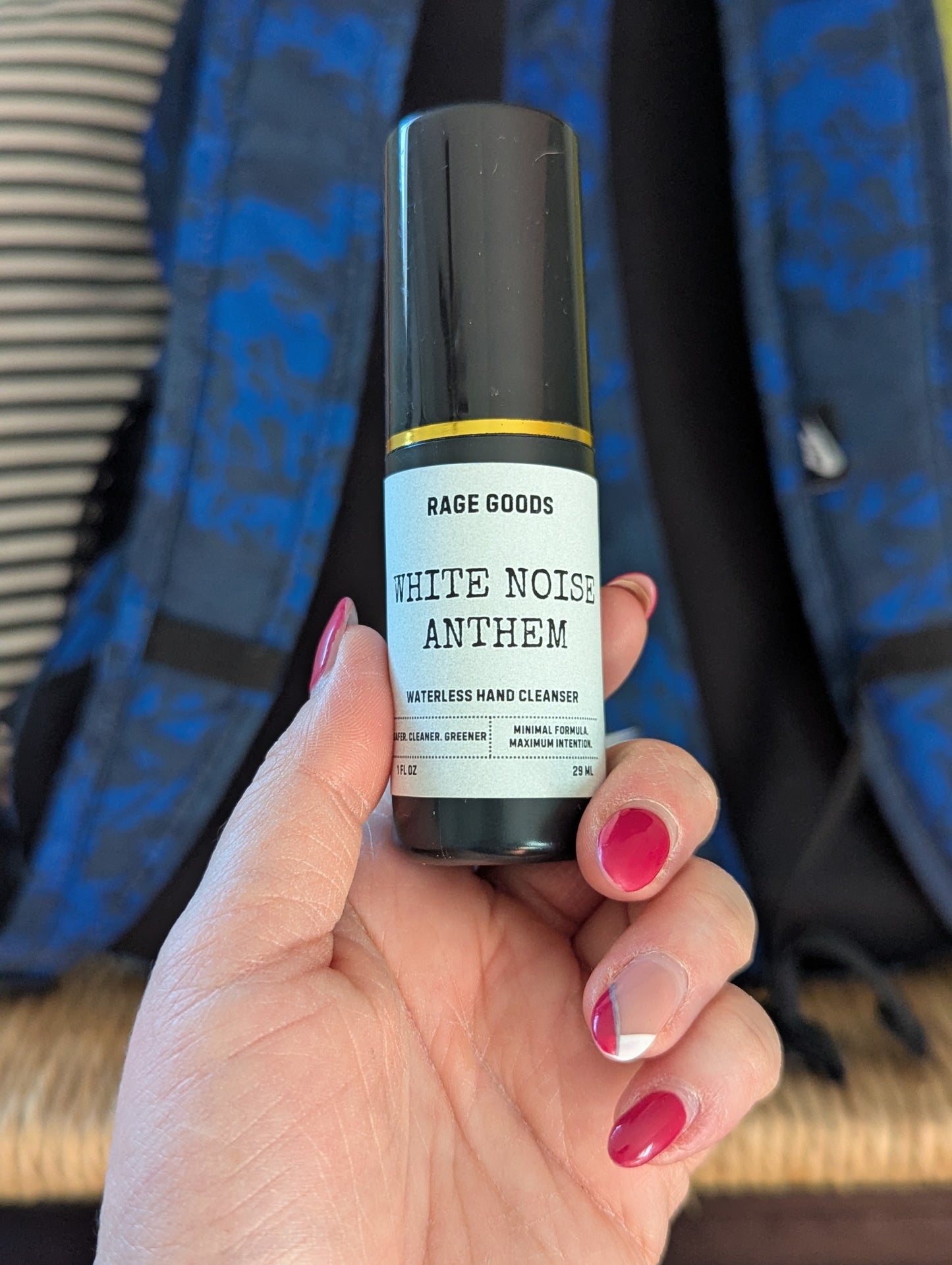 Waterless Hand Cleanser: Essential Oils