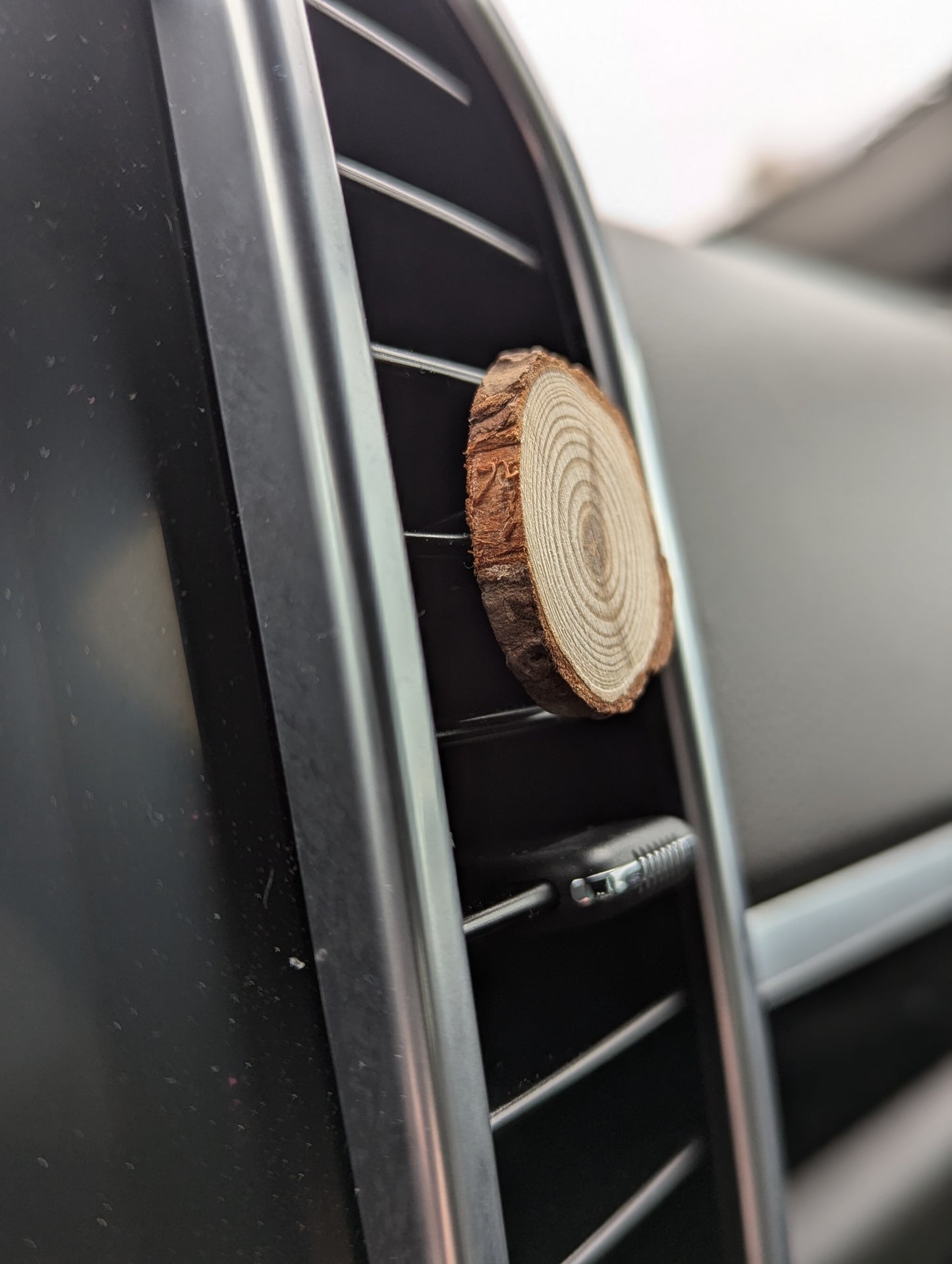 Wood Vent Clip